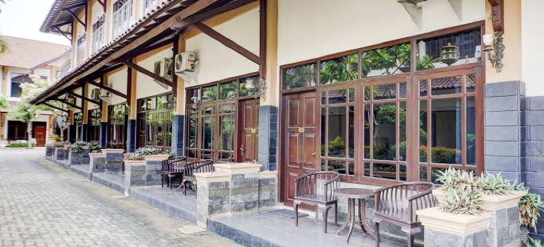 Collection O Pekalongan靠近Setono巴蒂克市场原Jayadipa酒店(Collection O Pekalongan Near Pasar Batik Setono Formerly Hotel Jayadipa)图片