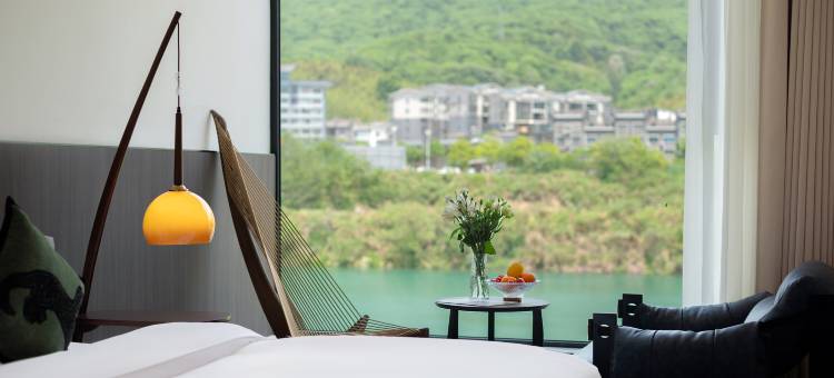 見山·不是山 | Mountain Echo江景度假民宿(郴州资兴东江湖店)图片
