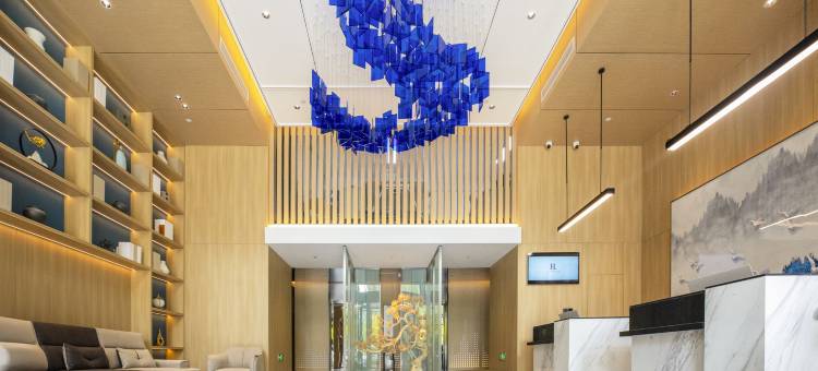 H酒店(赤峰市政府高铁站店)图片