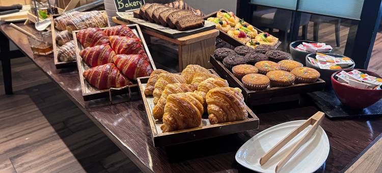 曼谷大都会套房酒店，希尔顿启缤精选酒店(Metropolis Suites Bangkok, Tapestry Collection by Hilton)图片