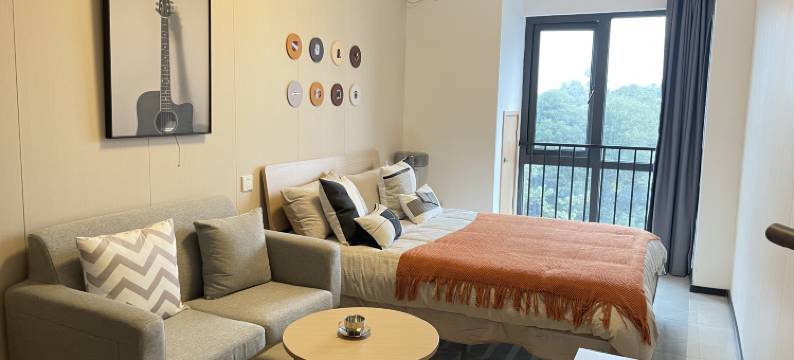 龙湖冠寓公寓(成都西站店)图片