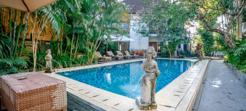 旁多克纱丽酒店(Pondok Sari Kuta)图片