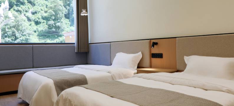 素栖民宿(康定汽车站店)图片