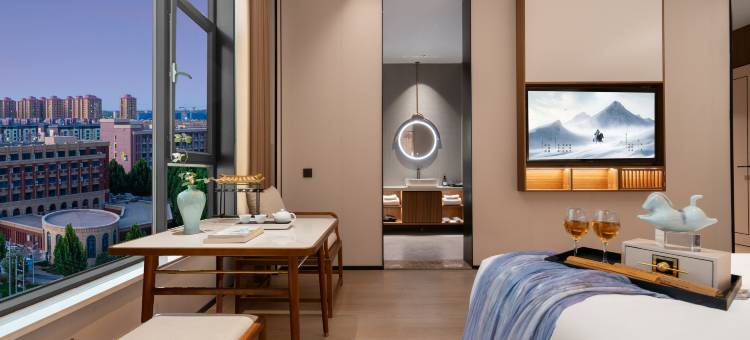 陌上轻雅酒店(阿拉尔不夜城店)图片