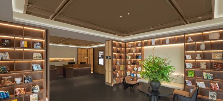 上海打浦桥斜土路亚朵酒店图片