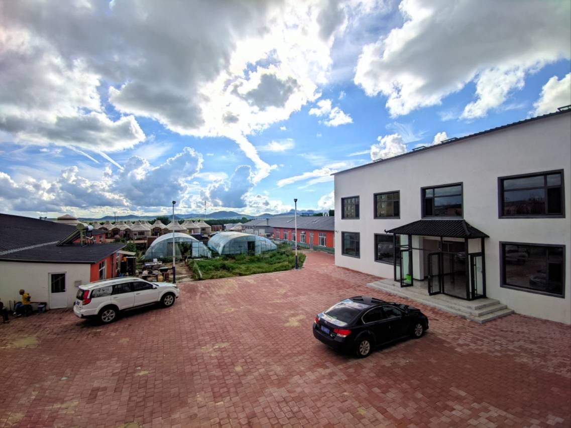 乌兰布统杨家大院