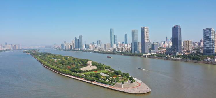 荟萃民宿(长沙宜家荟聚洋湖湿地地铁站店)图片