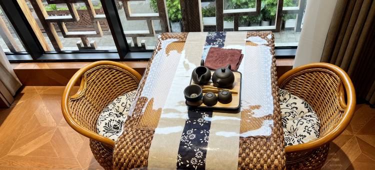 江畔阁酒店图片