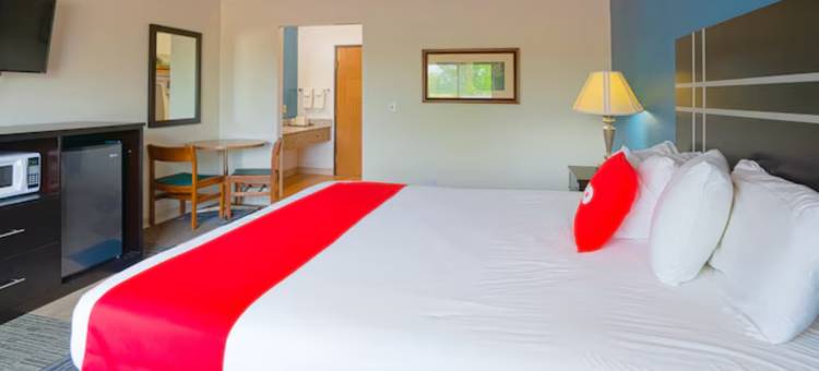 OYO 雷德伍德福尔斯酒店 - 近杰克波特娱乐场(OYO Hotel Redwood Falls Near Jackpot Casino)图片