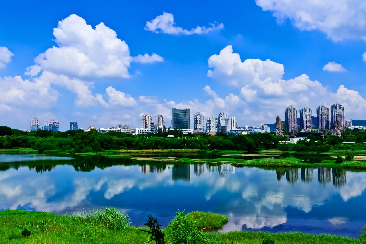 深圳欢乐海岸万豪行政公寓图片