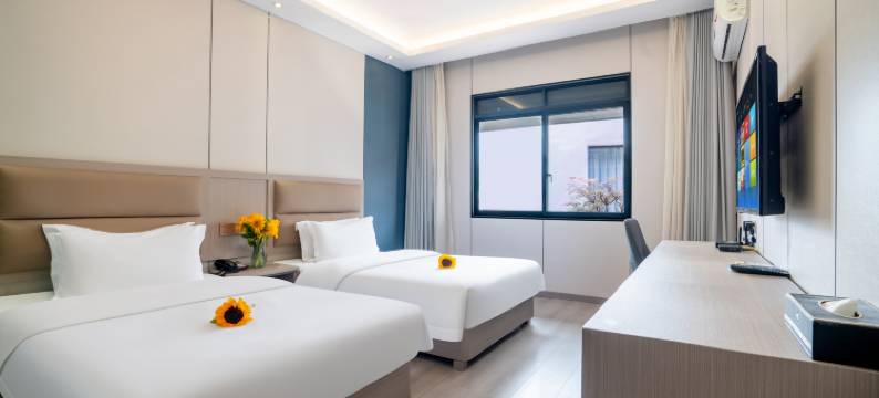 昆明云瑞假日酒店(昆明新亚洲体育城地铁站店)图片