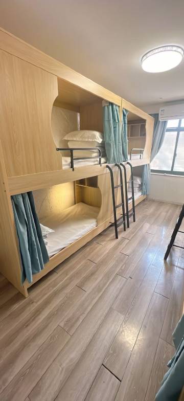 一诺民宿(外滩南京路步行街店)