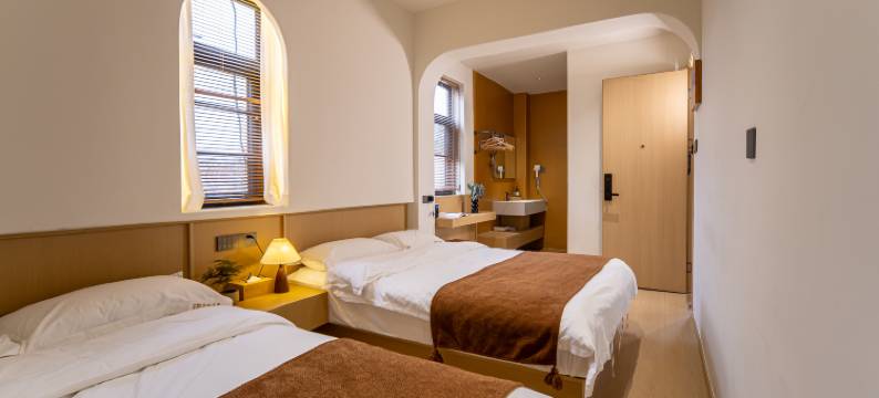 不远汴梁民宿(开封万岁山大宋武侠城店)图片