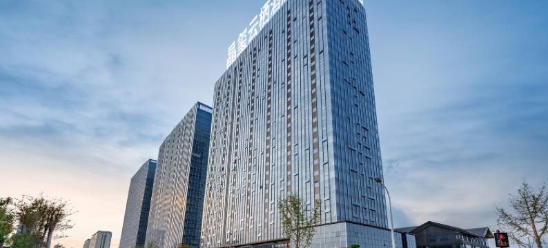 晶玺云栖酒店(淄博陶瓷琉璃馆富力万达广场店)图片