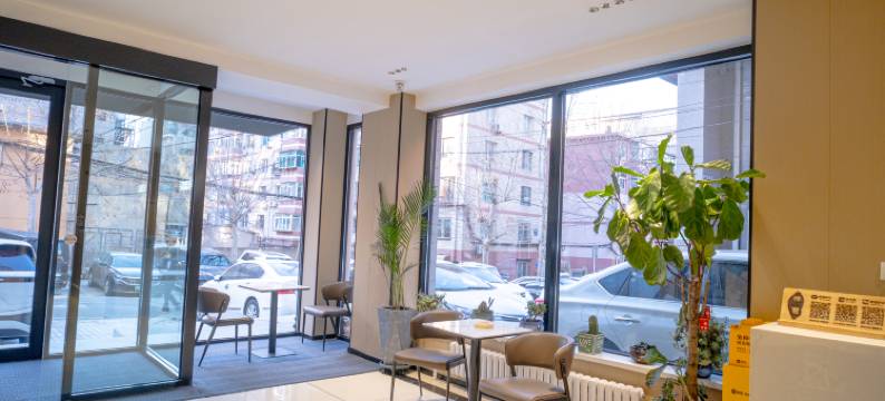 如家华驿精选酒店(大连人民广场东关街店)图片