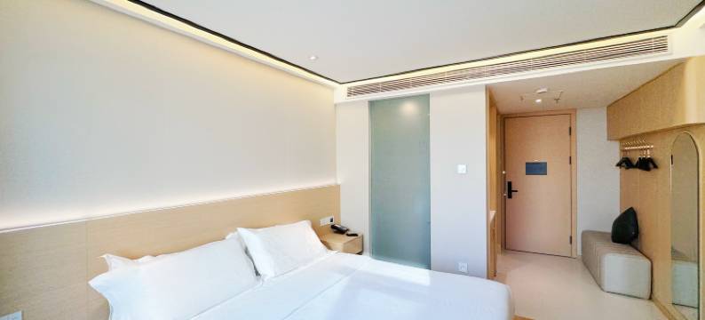 lume stay(乌鲁木齐铁路局花田小镇店)图片