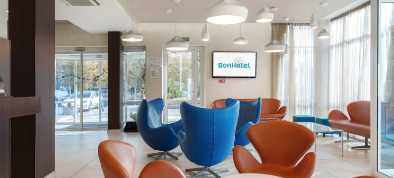 波恩酒店(Bonhotel)图片