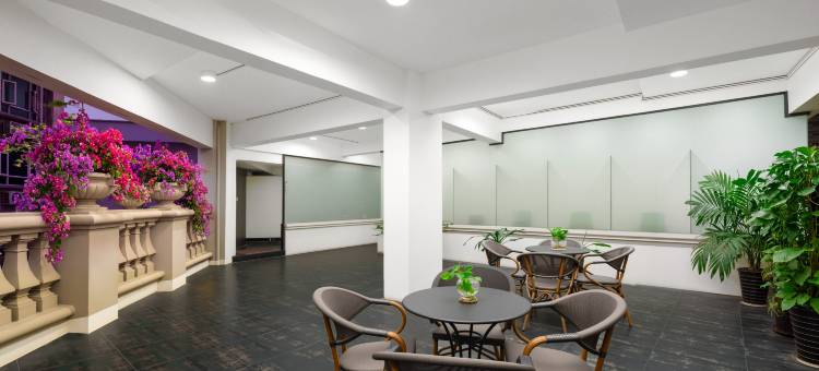 佛山皇帝酒店(顺德清晖园华盖路步行街店)图片