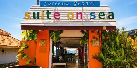 格蘭島拉瑞納度假酒店