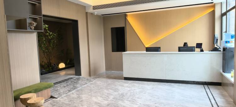 花季酒店(苏州独墅湖尹山湖地铁站店)图片