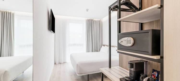 B&B酒店拉科鲁尼亚机场(B&B HOTEL A Coruña Aeropuerto)图片