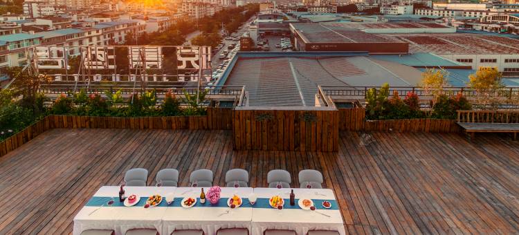普洱悦景酒店(思茅区戴家巷古建筑群店)图片