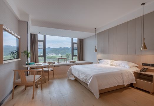 Renli Meisu (Thousand Island Lake Fenkou Branch) Hotel Overview