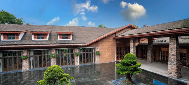 青城山前山景区原石滩酒店(青城山高铁站店)图片