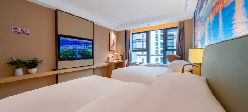 悦来好客·雲际·智享高空景观酒店(六盘水高铁站人民广场店)图片