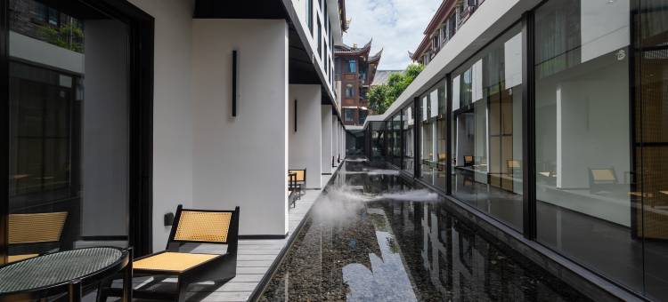 龚禧里·玺阁酒店(成都宽窄巷子人民公园店)图片