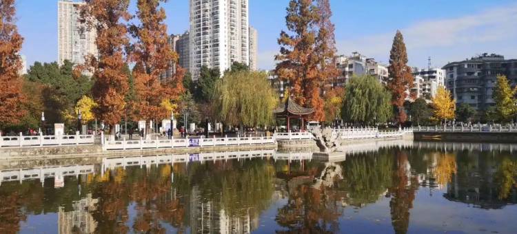 四方馆凡隐｜Elegant Residence IMAX空中溯野酒店(七星关区店)图片