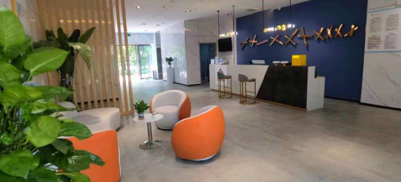 铂寓公寓(金科城西客站店)图片