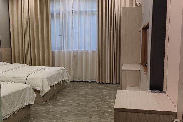 安顺雅亦酒店预订价格,联系电话位置地址【携程酒店】