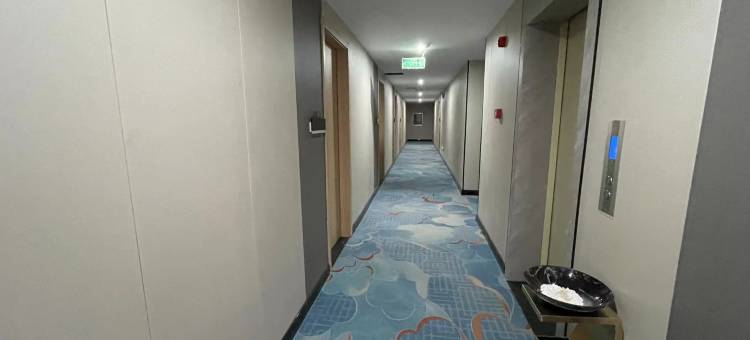 途客中国轻居酒店(西亚城市广场店)图片