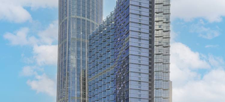 本兹LOFT海景公寓(深圳壹海城mall海山地铁站店)图片