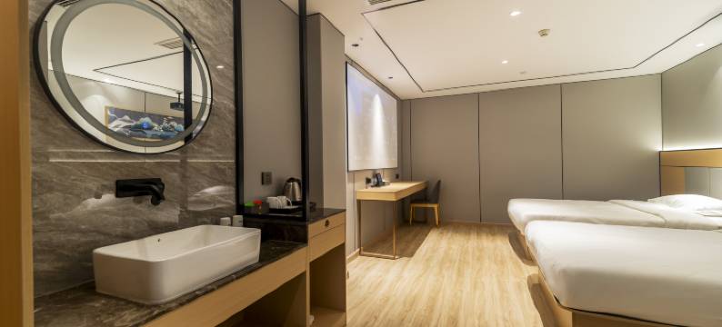 豆蔻年华主题酒店(南陵漳河大道店)图片