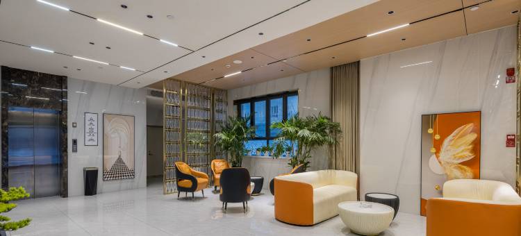 丽呈睿轩酒店(巩留中医院店)图片