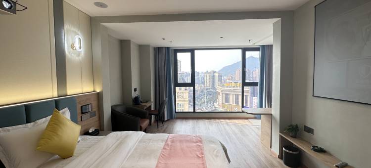 阆中云景酒店(中央天街店)图片