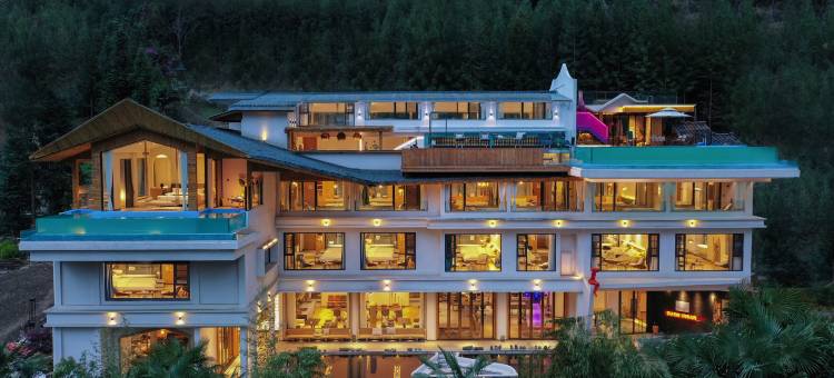 海螺沟鸾喜·隐山· Forest Mountain Lodge·雪山观景温泉度假酒店图片