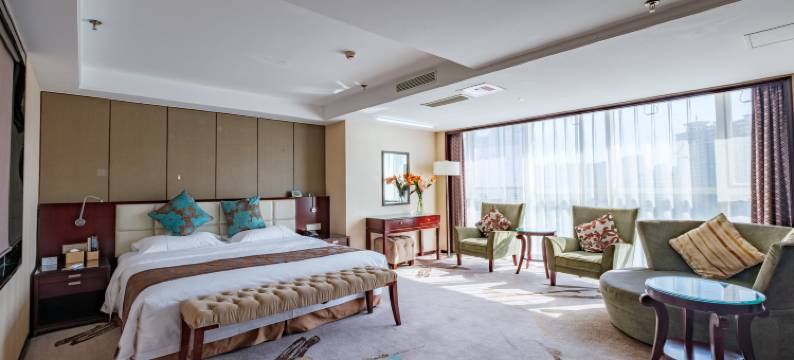 沈阳首耀饭店(奥体中心地铁站盛京大奥莱店)图片