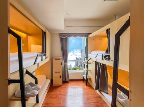 三只猫民宿(雄飞北尚广场店)