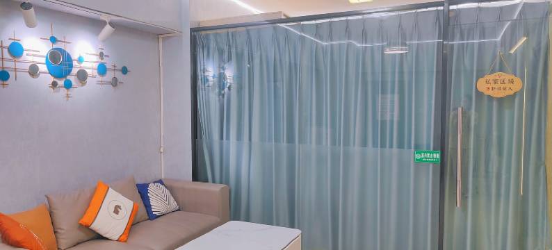 六便士青旅(厦门火车站店)图片