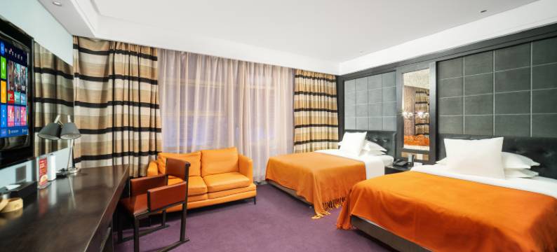 乌鲁木齐八音和酒店(国际大巴扎人民电影院店)图片