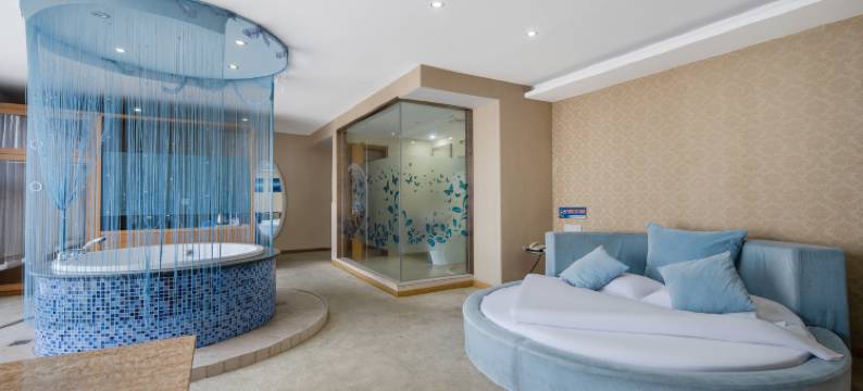 龙卫臻缘酒店(常州大学城店)图片