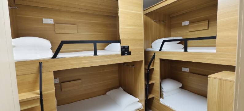 三只猫青旅(爱特购物中心店)图片