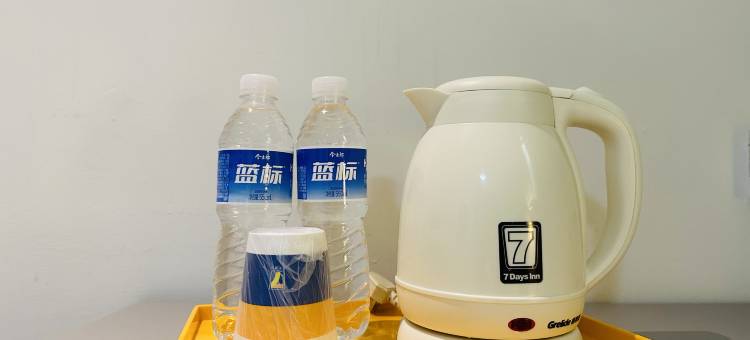 7天酒店(佛山黄岐金铂天地嘉洲广场店)图片