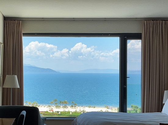 澄江抚仙湖澜海度假酒店(月亮湾湿地公园店)