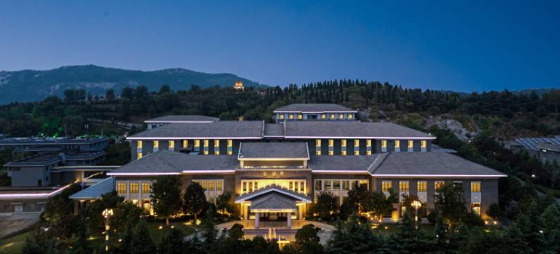 邹城择邻山庄图片