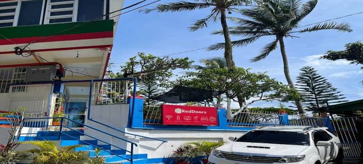 RedDoorz @ S & L Apartelle Daraga Albay图片