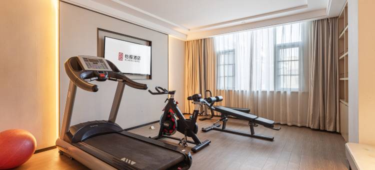 拉萨怡程酒店图片